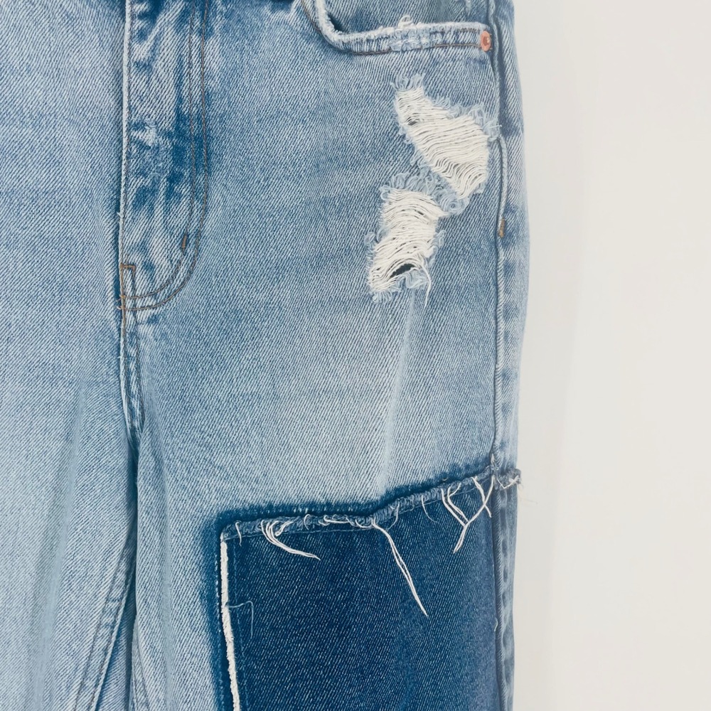 BDG Urban Outfitters Slim Straight Patchwork Distressed Jeans Light Wash Size 27 - Picture 4 of 14